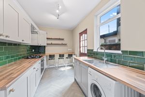 Kitchen- click for photo gallery